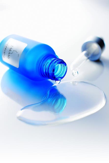 「タカミスキンピール」で“はがさない”角質ケアを始めよう!