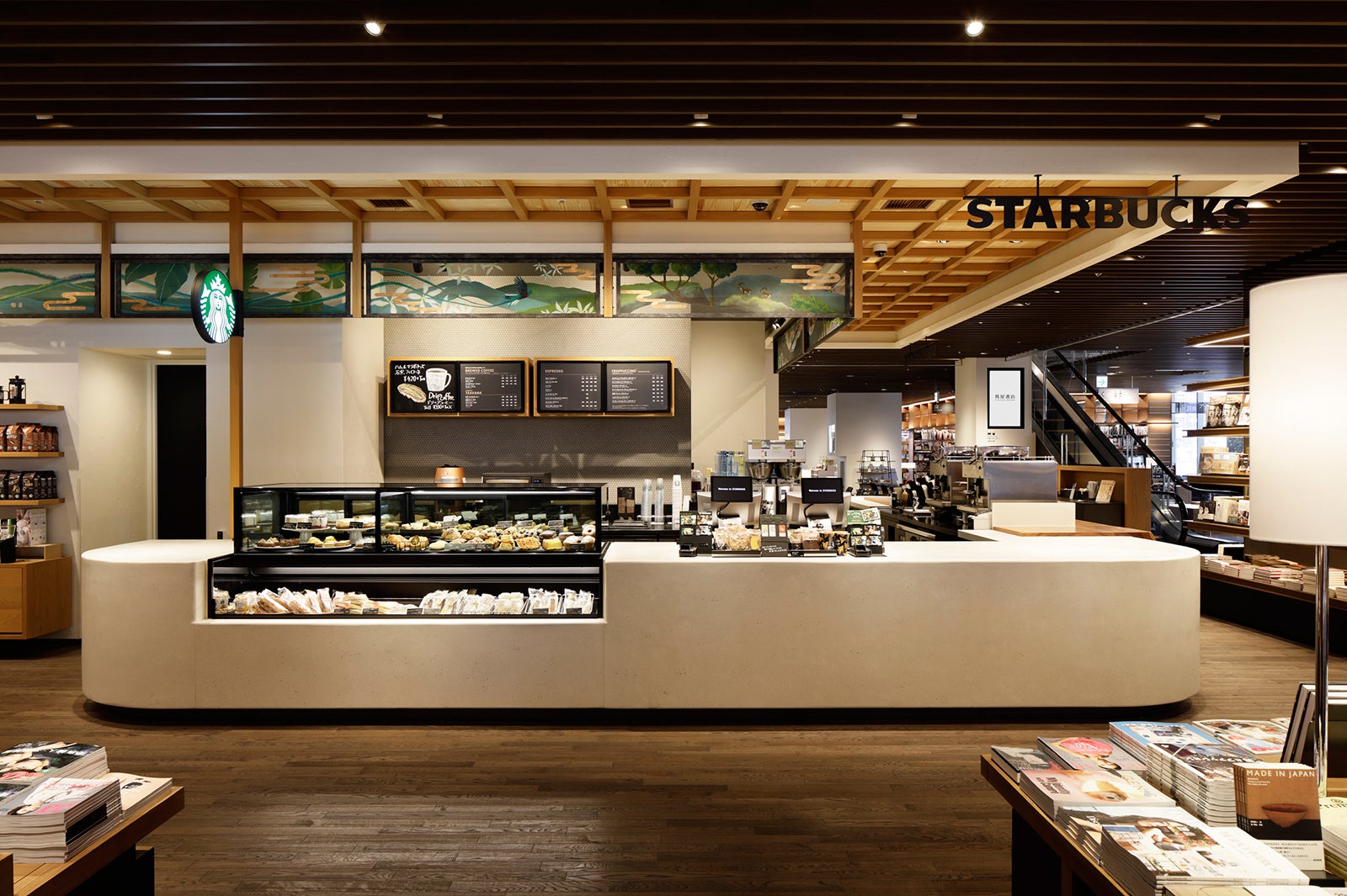 奈良 蔦屋書店／画像提供：蔦屋書店