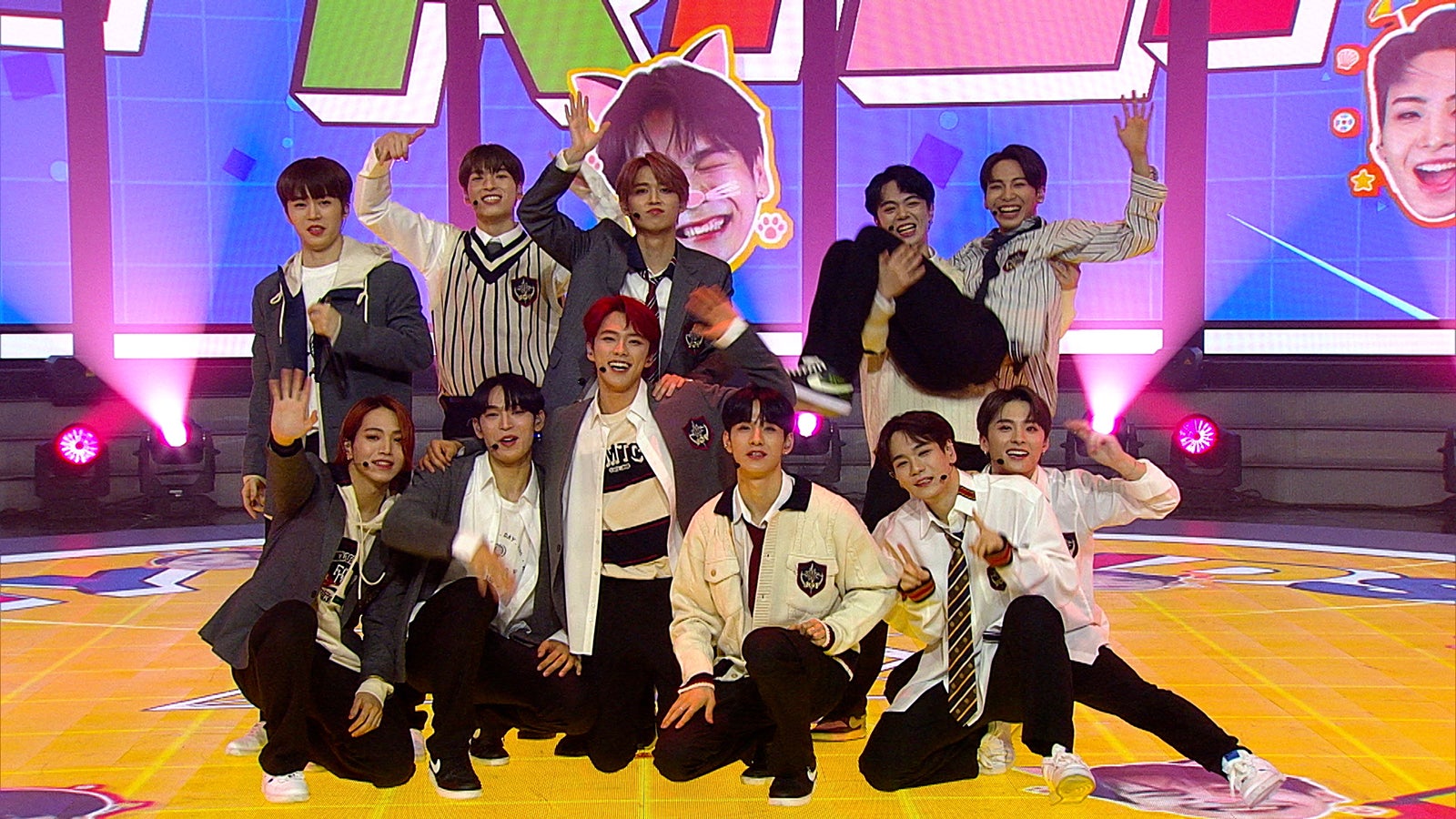 JO1／「JO1 Live Streaming Concert『STARLIGHT：DELUXE』」（C）LAPONE ENTERTAINMENT