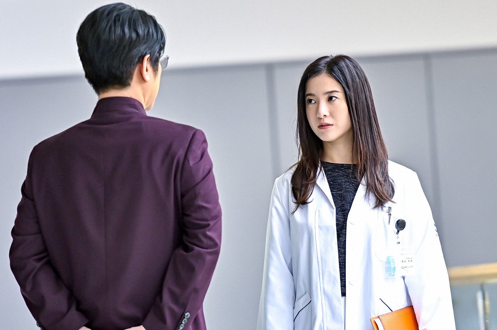 及川光博、吉高由里子／「最愛」第6話より（C）TBS