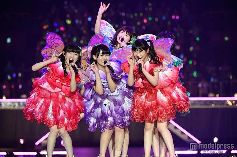 「AKB48ヤングメンバー全国ツアー～未来は今から作られる～」初日公演の様子（C）AKS