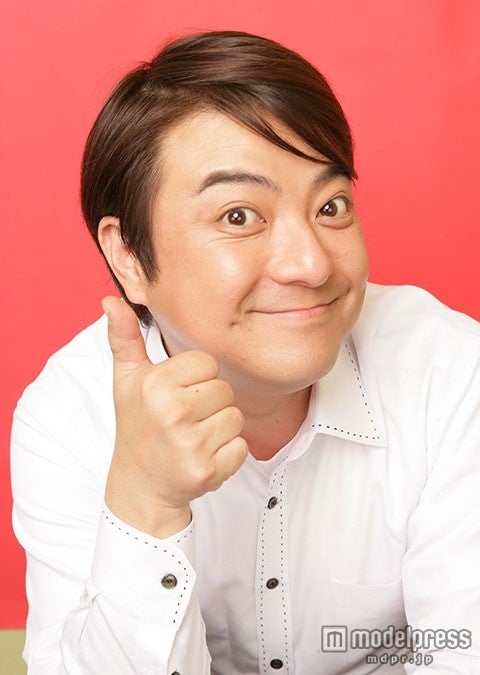 応援団長はグルメタレントの彦摩呂