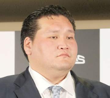伊勢ケ浜親方は2階級降格処分 委員待遇から平年寄へ 10％の減給3カ月 弟子の幕内伯乃富士に暴力 「自身の行動を深く反省」とコメント