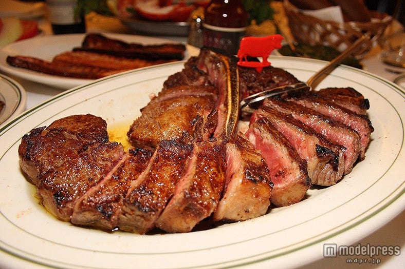 最上級品質“プライムグレード”の熟成肉ステーキ／画像提供：株式会社WDI JAPAN