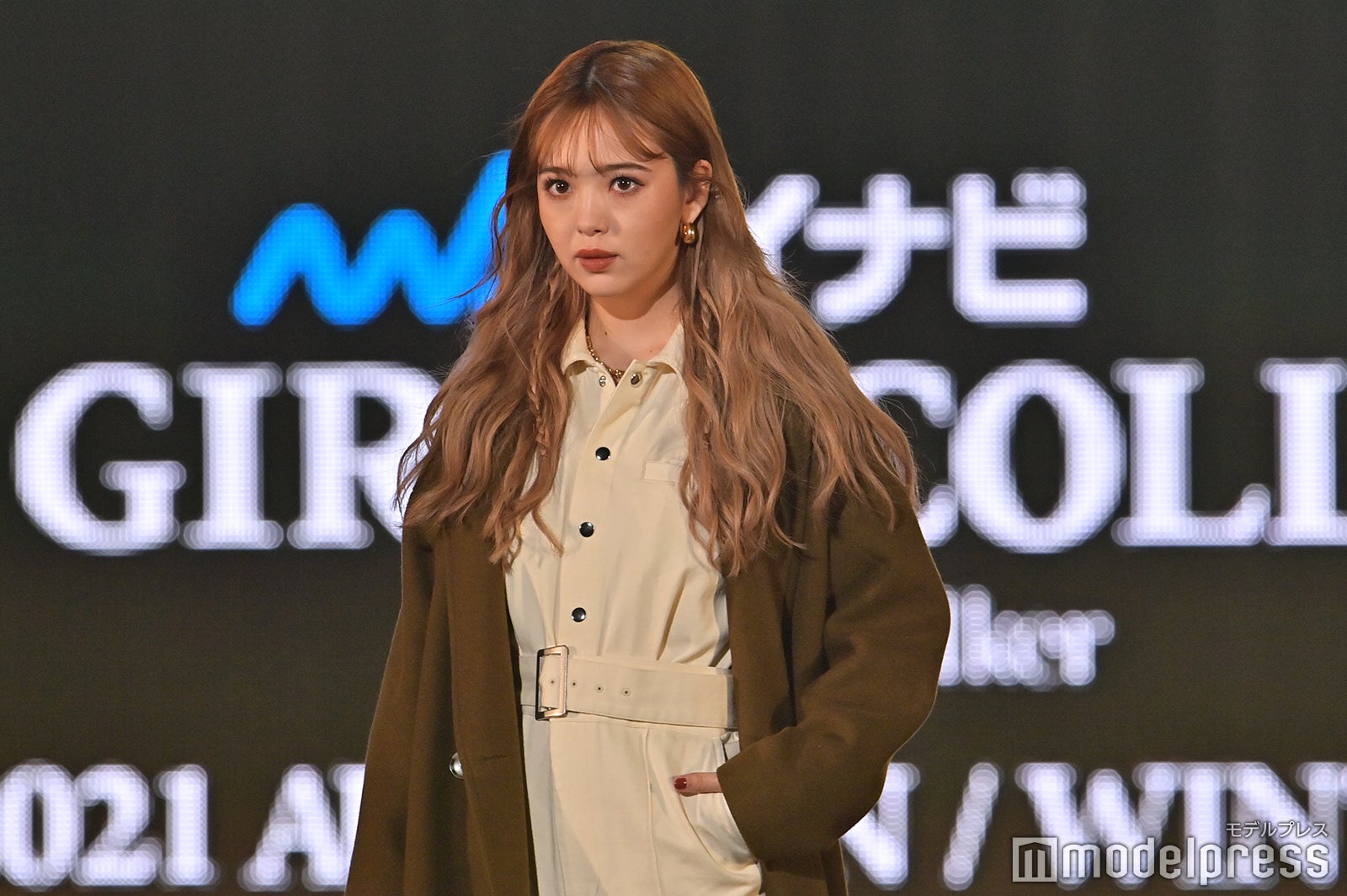 藤田ニコル、ディレクションブランド「CALNAMUR」着こなし堂々ランウェイ＜TGC2021A／W＞