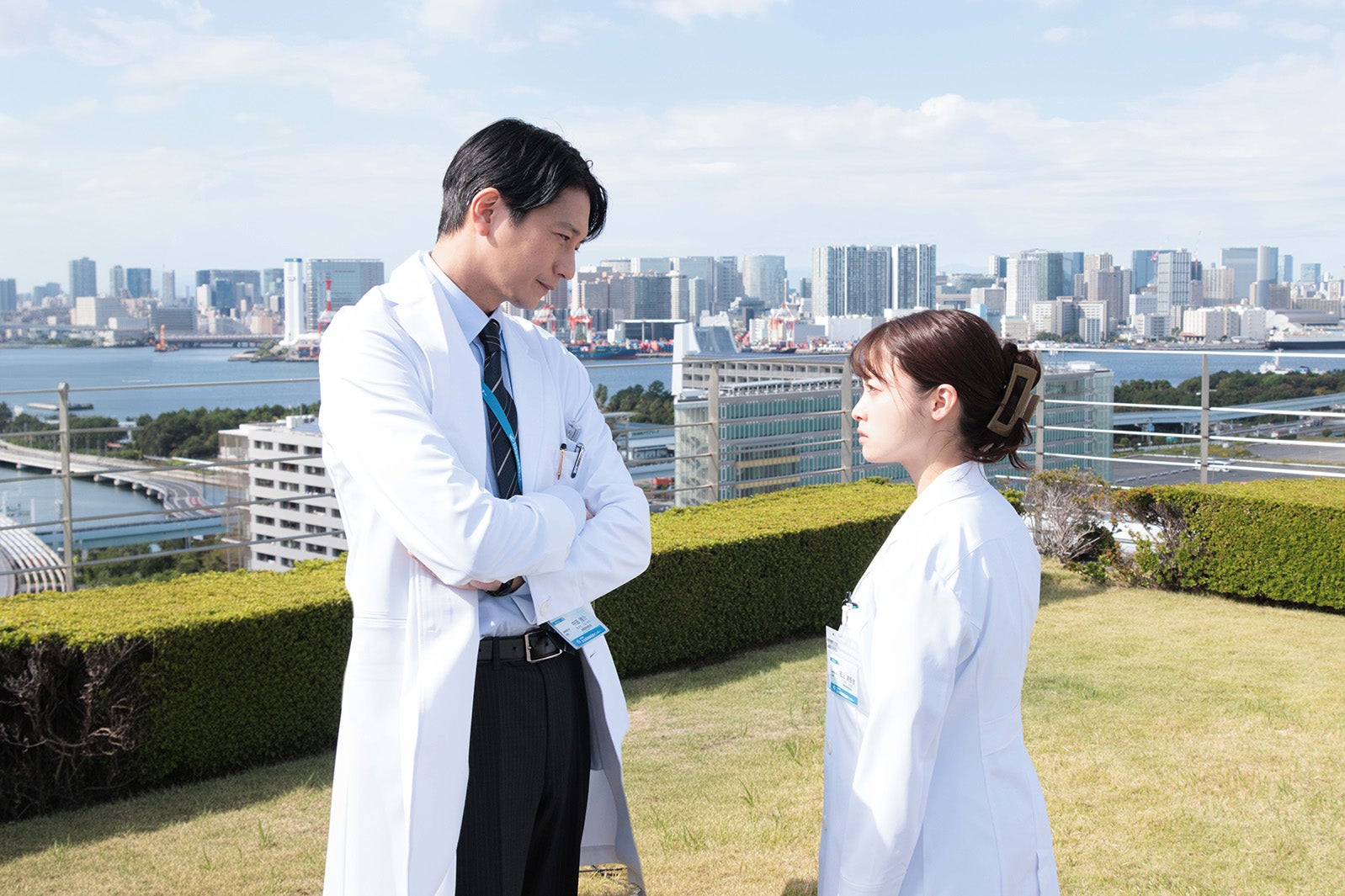 向井理、橋本環奈「ヤンドク！」（C）フジテレビ