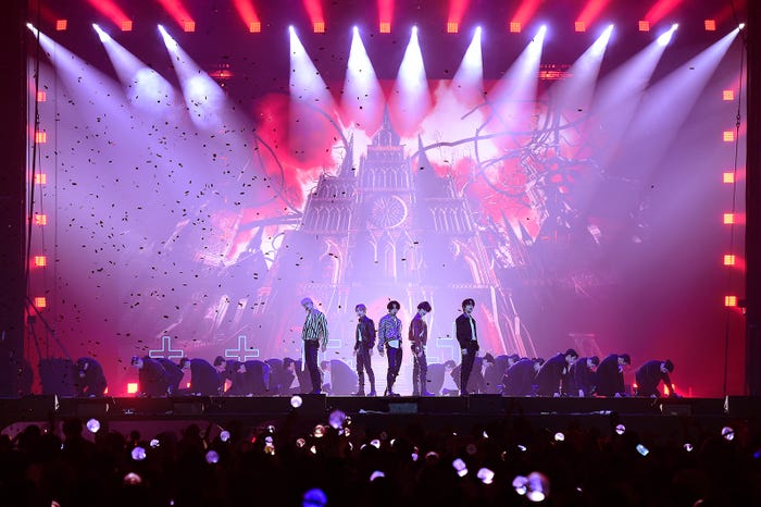 TOMORROW X TOGETHER「2022 MAMA AWARDS」 (C)CJ ENM Co., Ltd, All Rights Reserved