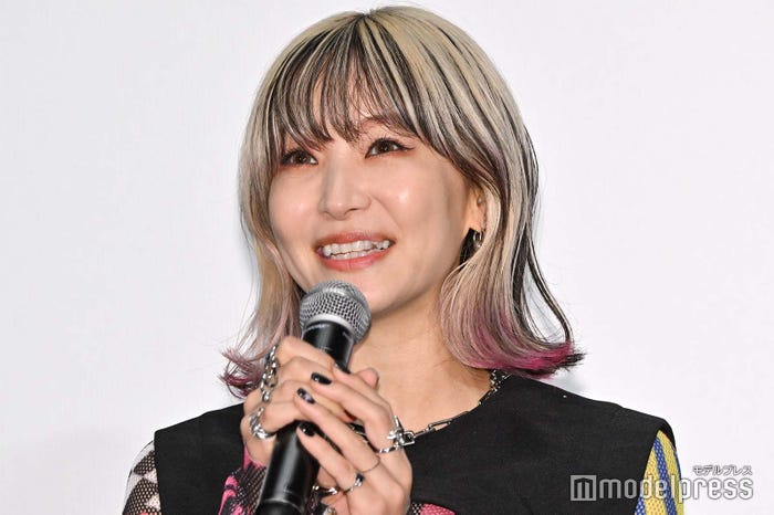 LiSA(C)モデルプレス