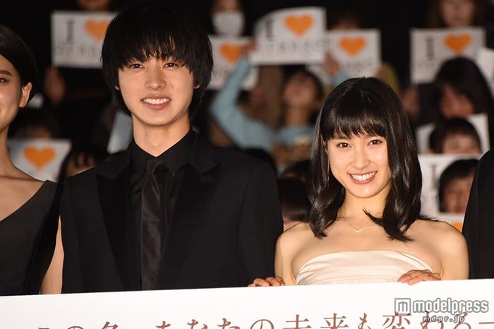 映画『orange -オレンジ-』で再共演となった山崎賢人(左)、土屋太鳳