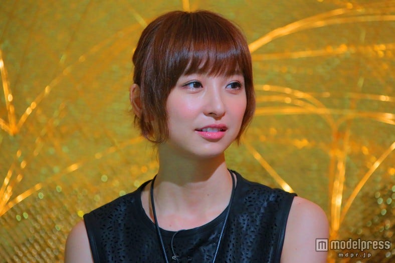 篠田麻里子、イビザ島で“初体験”トーク