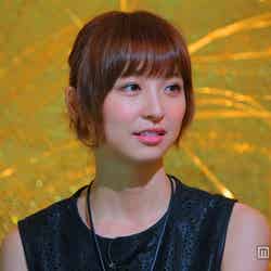 篠田麻里子、イビザ島で“初体験”トーク