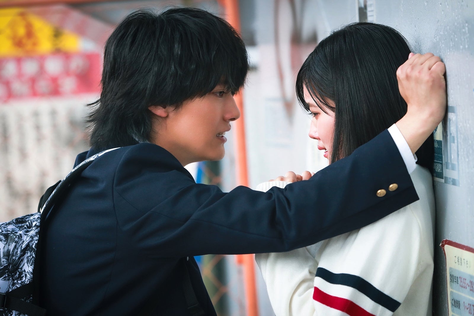 櫻井海音、原菜乃華「泥濘の食卓」第2話より（C）テレビ朝日