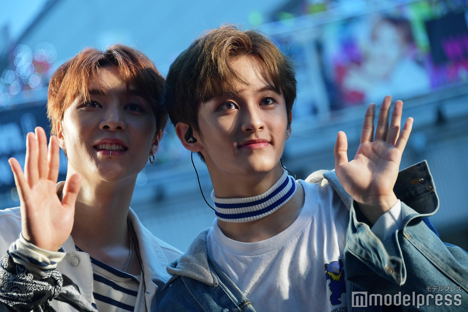 （左から）ジャニー、マーク（C）モデルプレス