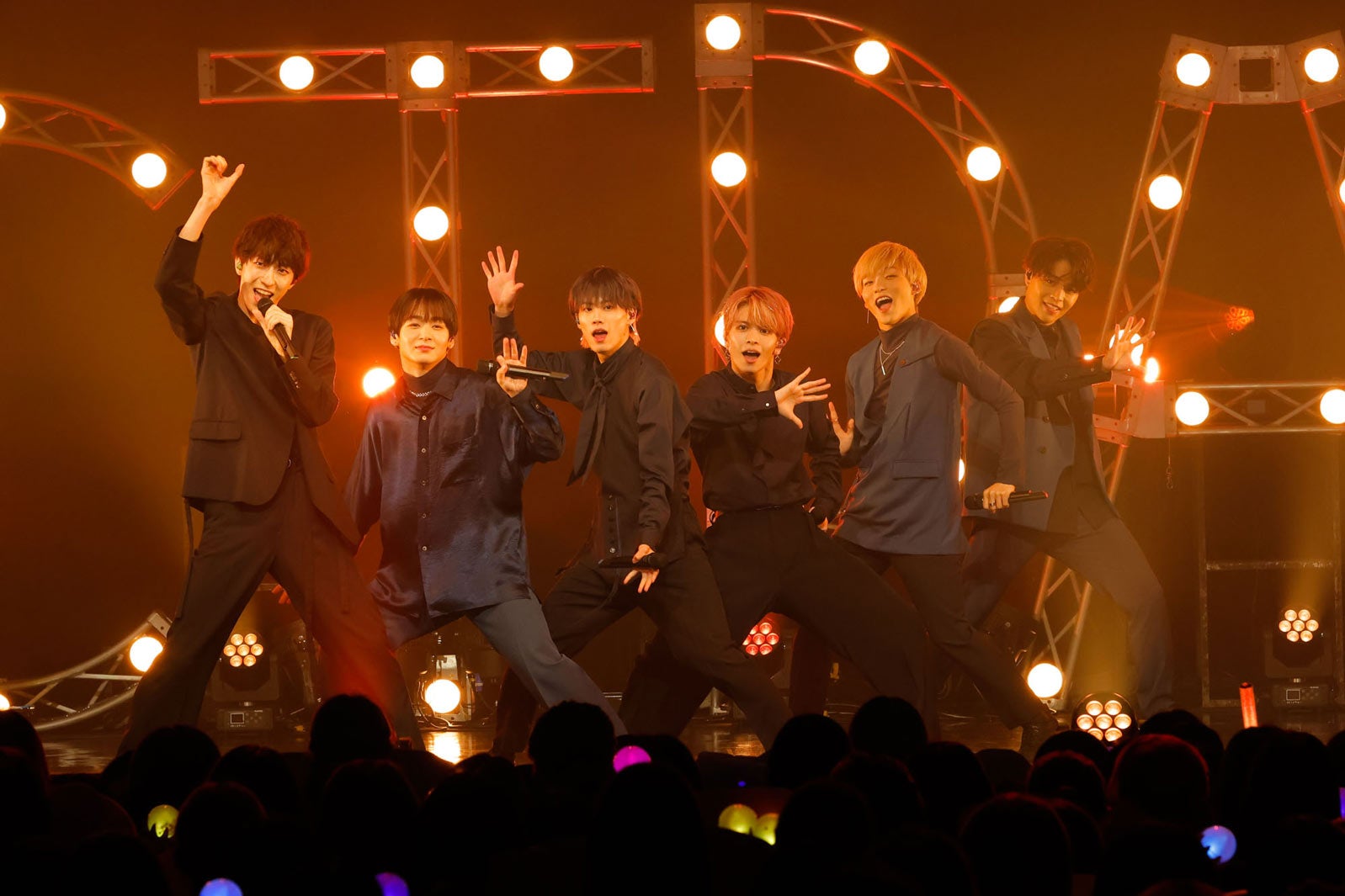 OCTPATH、不安に襲われていた過去を回顧「怖かった」涙流すシーンも…2度目のファンミーティング開催＜セットリスト＞