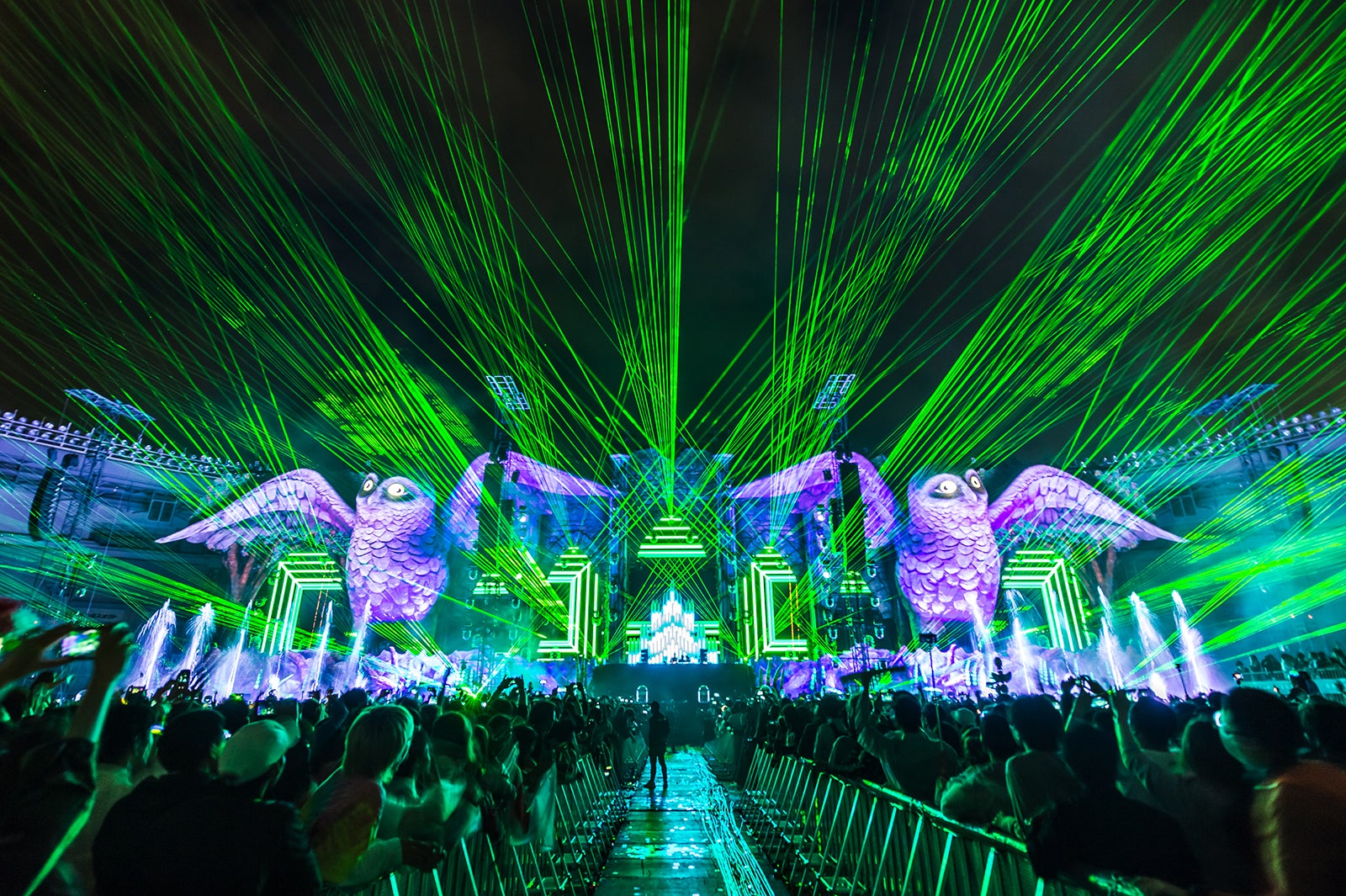 （C）Jake-West-for-Insomniac-4