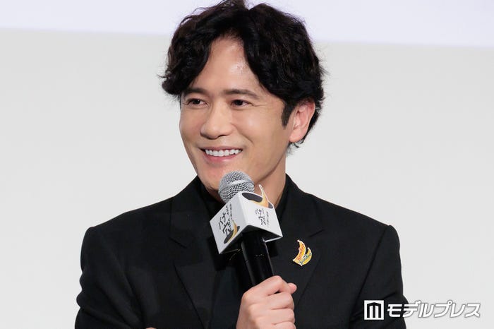 稲垣吾郎(C)モデルプレス