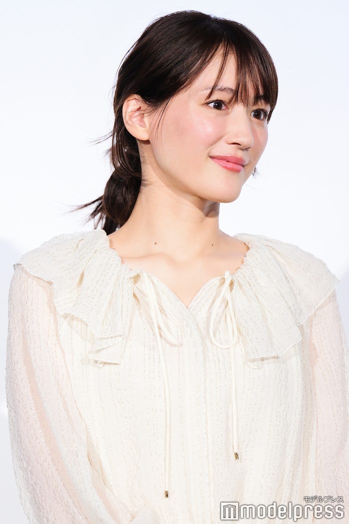 綾瀬はるか(C)モデルプレス