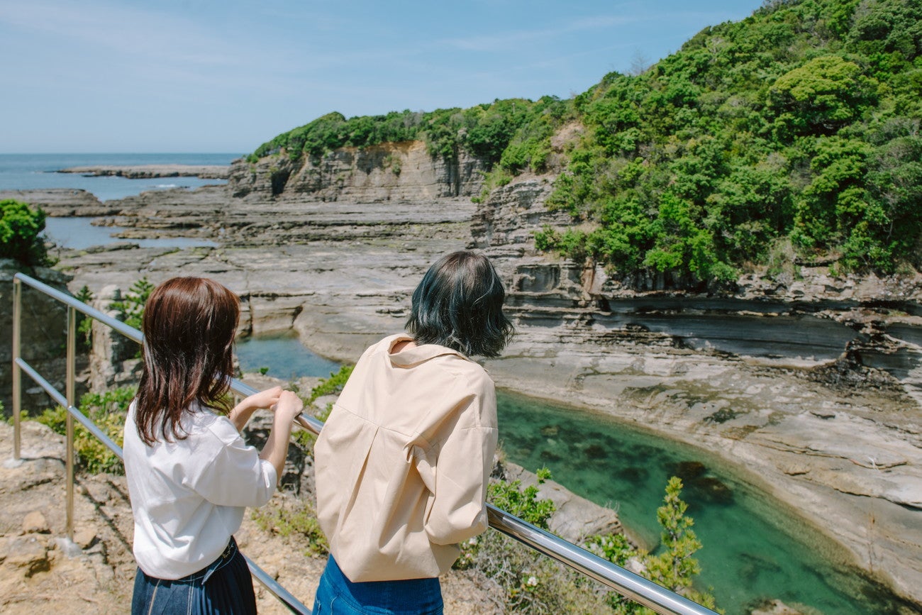 インザアウトドア白浜志原海岸／画像提供：OUTDOOR TRIP