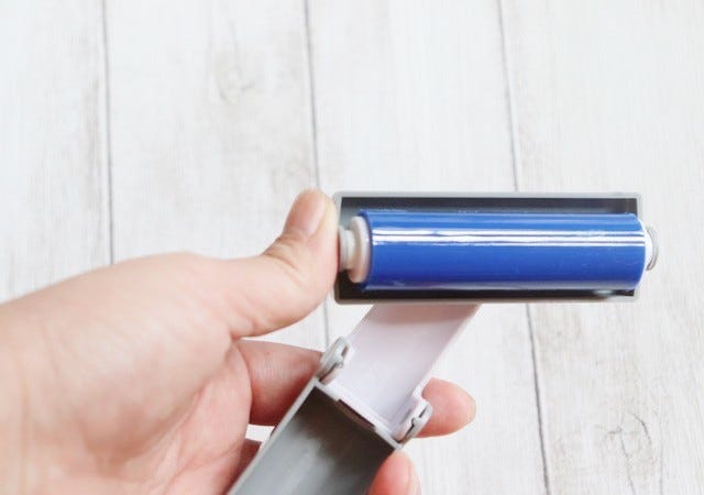 ダイソー 携帯用ほこり取り ダイソー