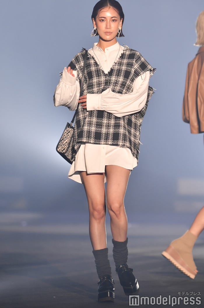 藤井夏恋(C)モデルプレス