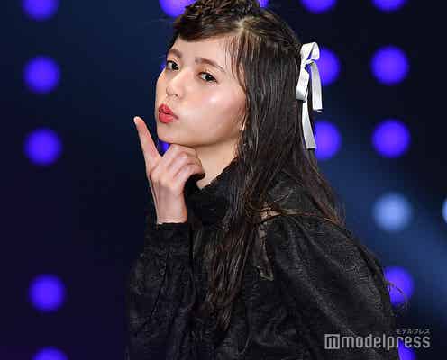 乃木坂46齋藤飛鳥、キスをおねだり 儚げランウェイでキュートなポージング<TGC2019S/S>