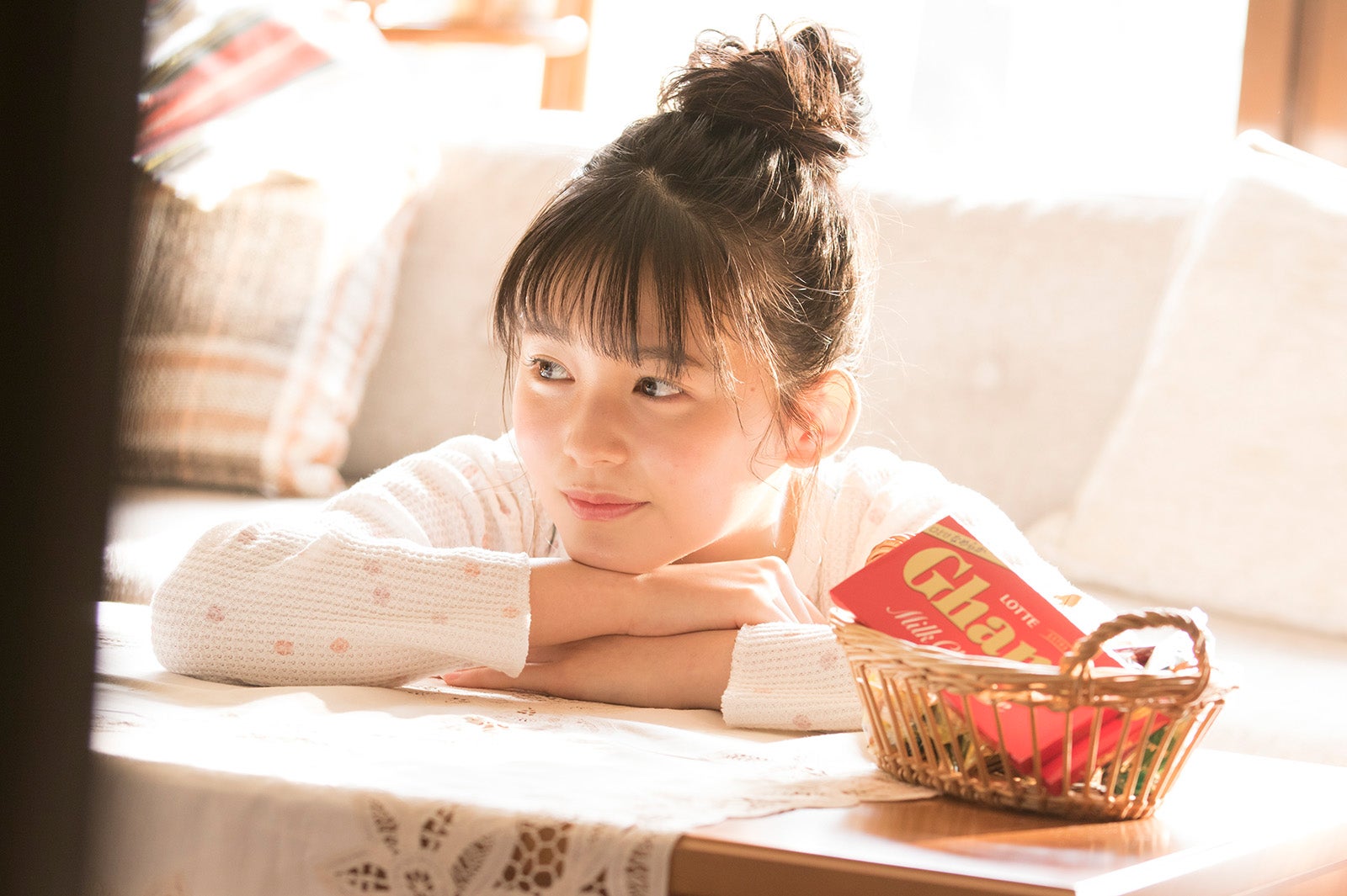 久間田琳加／新CMメイキングカット（提供画像）