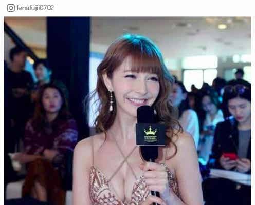 藤井リナ、上海で胸元SEXYなドレス姿に「ビーナスみたい!」の声