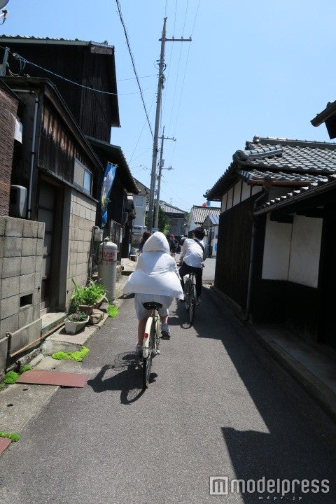 自転車でサイクリングして島巡り