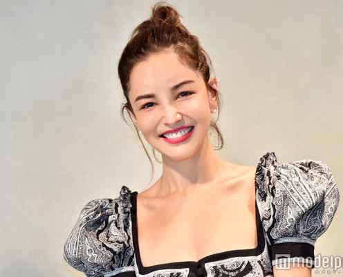 梨花、体重公表 変わらぬスタイルに羨望の声