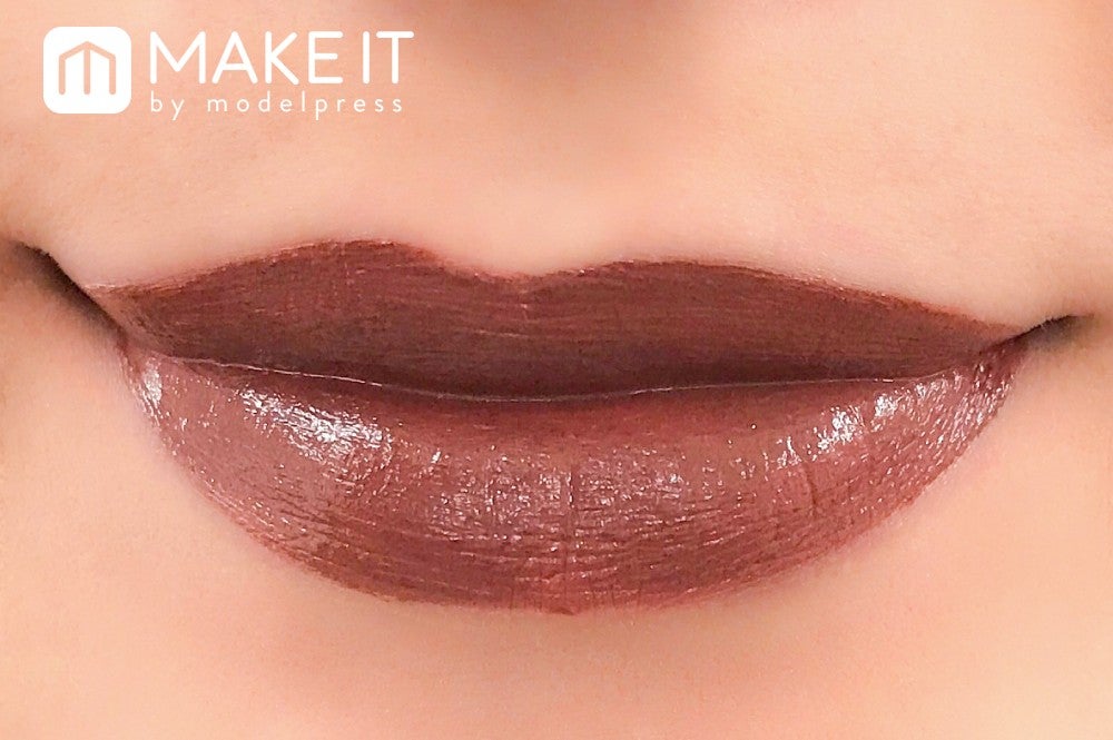 Amplitude／コンスピキュアス ブラッシュリップス／07 ブラウン 使用 (C)メイクイット