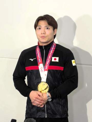 日本男子最多5度目優勝の阿部一二三が帰国「ロス五輪にすごく近づけた」 詩との兄妹Vには「お互いがしっかりと積みあげた結果」