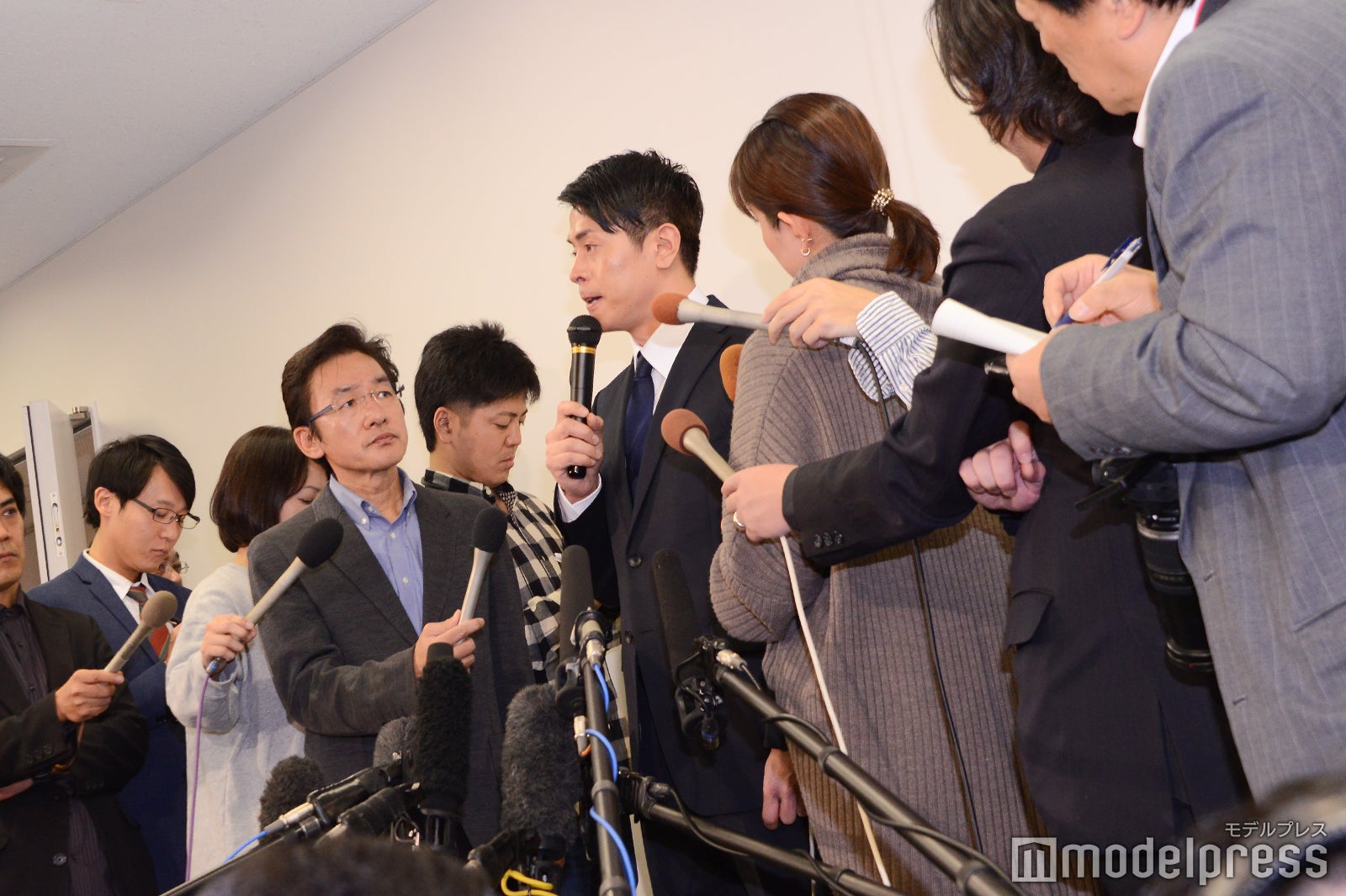 友井雄亮 会見の模様（C）モデルプレス