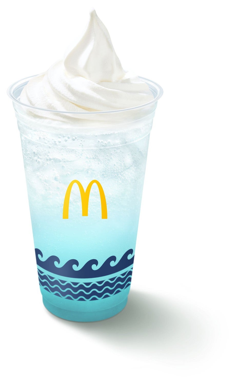 マックフロート（R） なみ色ヨーグルト味／画像提供：日本マクドナルド