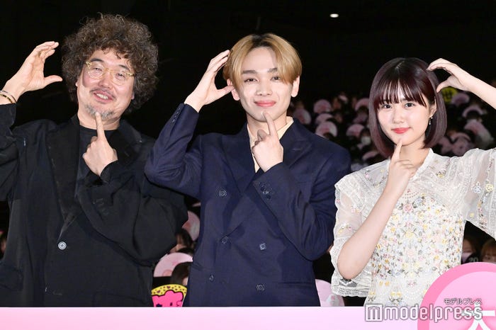三木康一郎監督、宮世琉弥、原菜乃華(C)モデルプレス