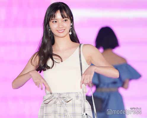 新川優愛、抜群スタイル際立つパンツコーデを真似したい<GirlsAward 2018 S/S >