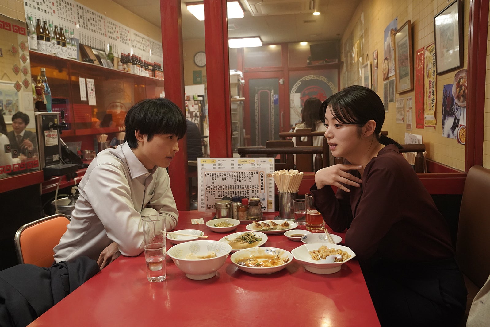 松村北斗、池田エライザ／Netflixシリーズ「九条の大罪」2026年4月2日（木）世界独占配信（提供写真）