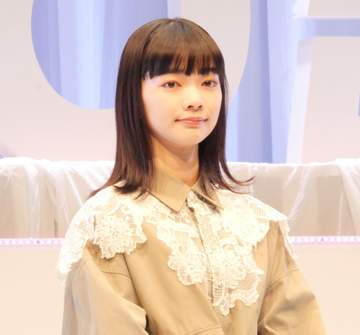 見上愛「風、薫る」看護師役で「シーツ敷き」に苦労「何度も本当に練習したがうまくできない」