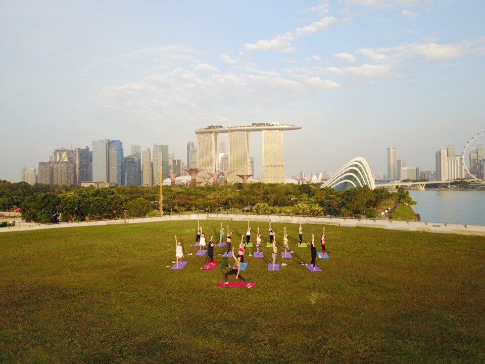 ヨガの様子（提供画像）