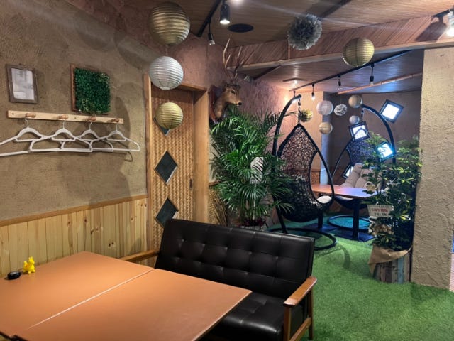 CafeandHighballbarCAN　店内