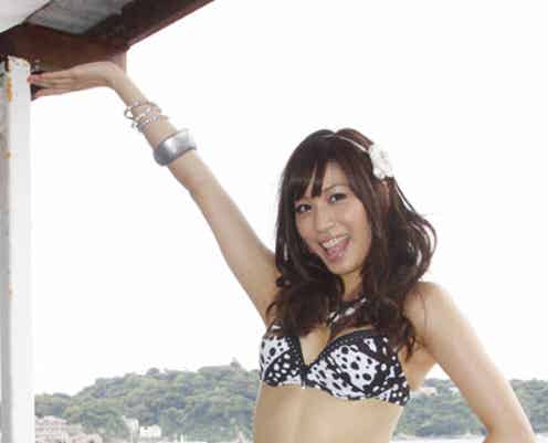 AKB48元メンバー、セクシービキニで悩殺ダンス 過去の恋愛を暴露