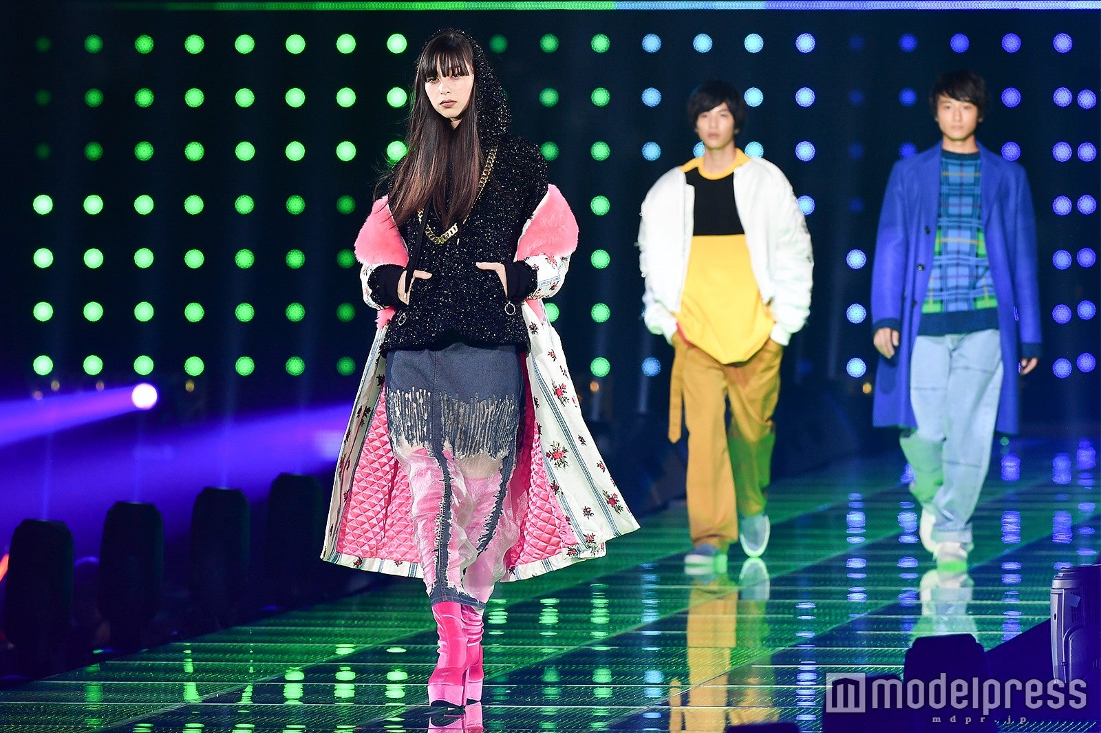 （C）モデルプレス