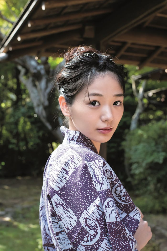 長谷川かすみ(C)小塚毅之/集英社