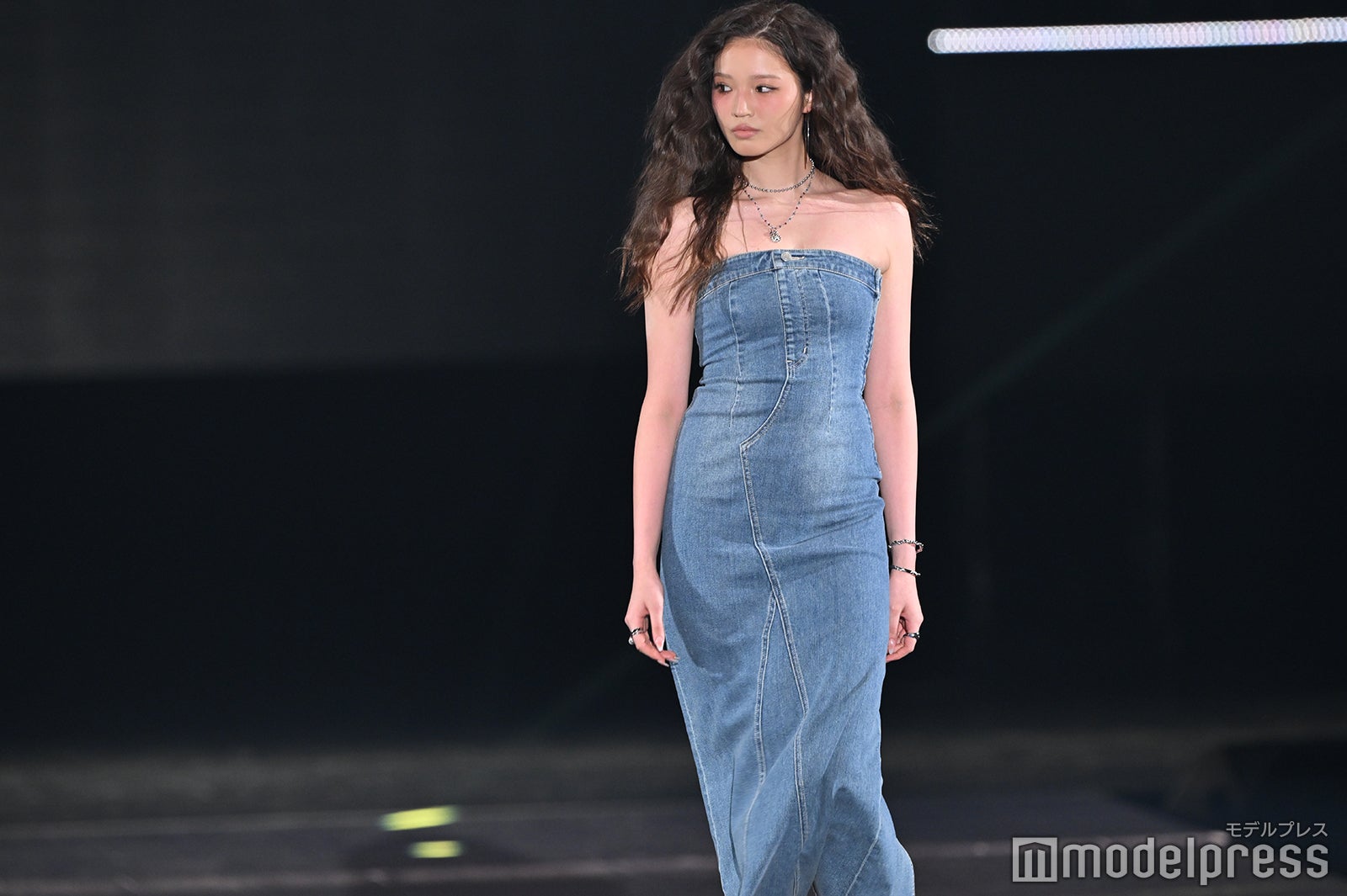 （C）モデルプレス