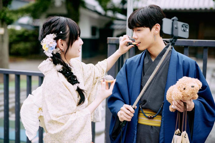 永井愛実、ロビン「花束とオオカミちゃんには騙されない」ABEMAプレミアム限定企画第三夜(C)AbemaTV, Inc.