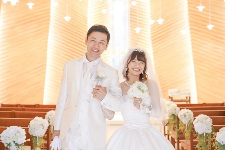 大浦龍宇一 妻 ゆりえとのウェディングフォトを初公開 ディズニーの名シーンを再現 モデルプレス 大浦龍宇一 妻 ゆりえとのウェディングフォトを初公開 ディズニーの名シーンを再現 モデルプレス