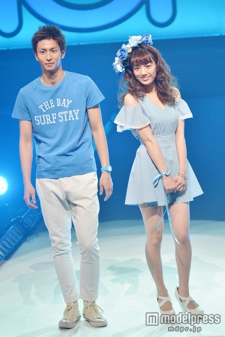 （左より）市川知宏、佐藤美希