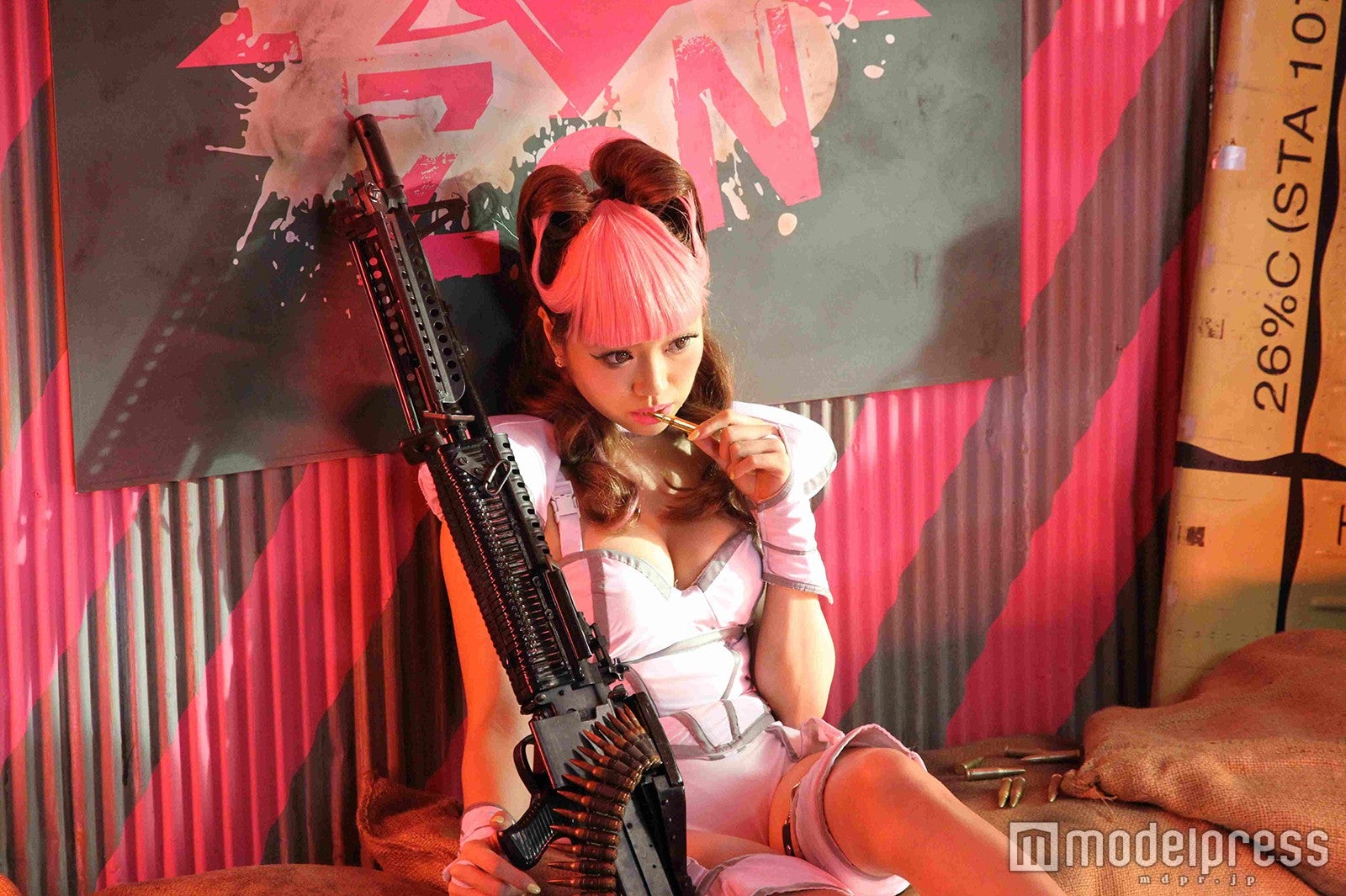 CYBERJAPAN DANCERS・KAZUE