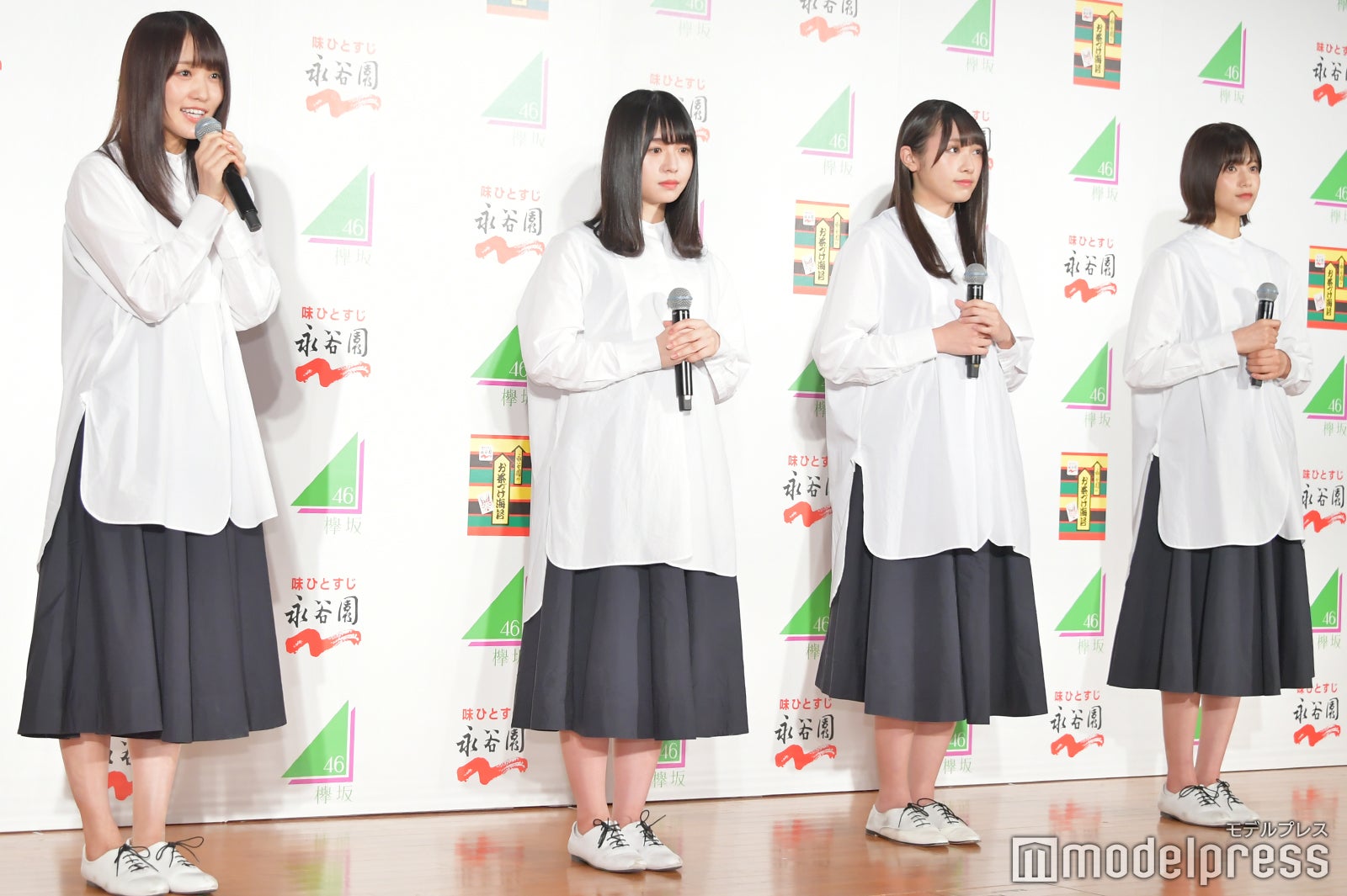 アンビバレント衣装の菅井友香、長濱ねる、渡辺梨加、渡邉理佐 （C）モデルプレス