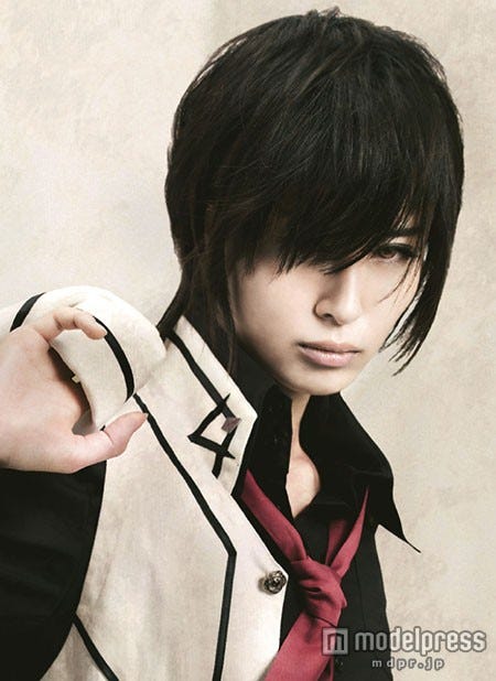 AKIRA演じる玖蘭枢