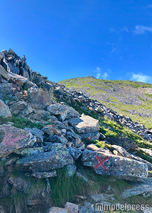 常念岳頂上が見えてきた（C）ビューティーガール